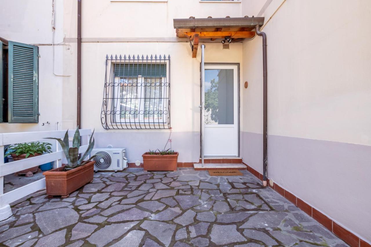 Smart Family In Pisa Apartment Bagian luar foto